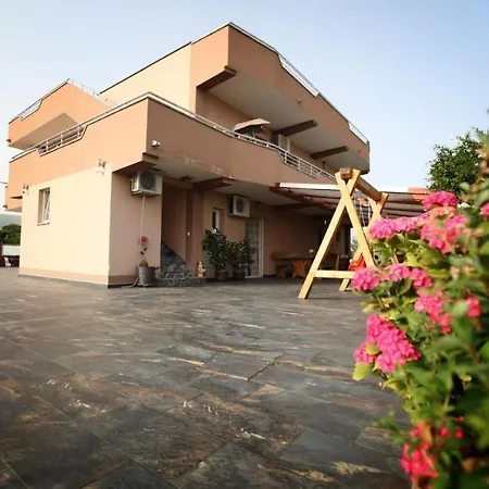 Ana & Marija Kastela Exterior photo
